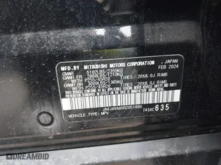 2024 Mitsubishi Outlander SE with VIN JA4J4VA85RZ051880, listed as a IAAI auction lot 41893694 with 28,881 mi miles. Bid and sale history available at carsss.com. Image 9.