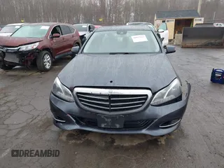 2016 Mercedes-Benz E-Class E 350 Luxury with VIN WDDHF8JB4GB252838, listed as a IAAI auction lot 41827623 with 53,706 mi miles. Bid and sale history available at carsss.com. Image 12.
