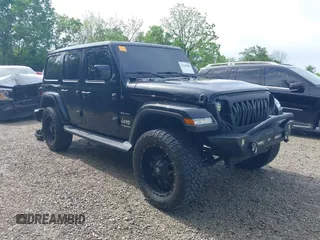 2022 Jeep Wrangler Unlimited Sahara z VIN 1C4HJXEG6NW195167, wystawiony jako IAAI lot #42236986 z przebiegiem 41 023 mil mil oraz . Historia ofert i sprzedaży dostępna na DreamBid. Obrazek 1.