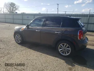 2011 MINI Countryman with VIN WMWZB3C59BWH94894, listed as a Copart auction lot 47979475 with 140,594 mi miles and Clean title. Bid and sale history available at DreamBid. Image 2.