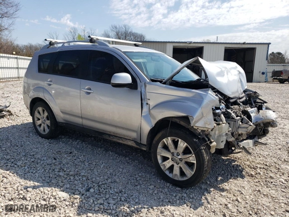 2008 Mitsubishi Outlander XLS with VIN JA4MS41X98Z002359, listed as a Copart auction lot 80348244 with 133,379 mi miles and Salvage Title. Bid and sale history available at carsss.com. Image 4.