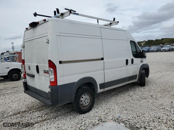 2018 Ram ProMaster Cargo Van with VIN 3C6TRVBG0JE101601, listed as a Copart auction lot 46224135 with 144,518 mi miles and Clean Title. Bid and sale history available at carsss.com. Image 3.