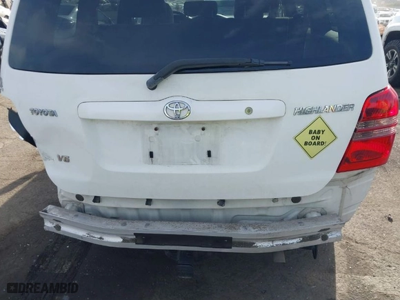2001 Toyota Highlander with VIN JTEGF21A410020197, listed as a IAAI auction lot 41174592 with 178,271 mi miles. Bid and sale history available at carsss.com. Image 19.