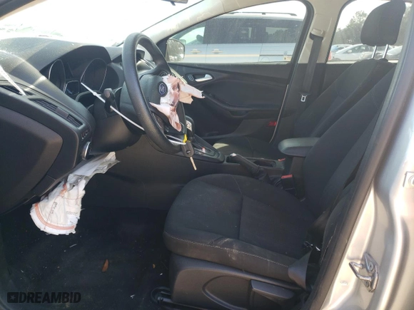 2017 Ford Focus SE with VIN 1FADP3K2XHL291068, listed as a Copart auction lot 49815255 with 0 mi miles and Non Repairable. Bid and sale history available at carsss.com. Image 7.