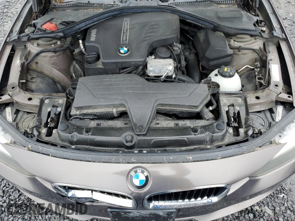 2014 BMW 3 Series 328i with VIN WBA3C1C59EK112967, listed as a Copart auction lot 61473605 with 151,905 mi miles and Clean title. Bid and sale history available at DreamBid. Image 11.
