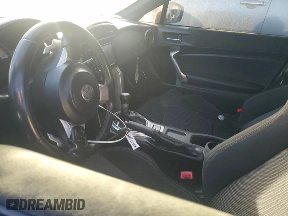 2018 Toyota 86 с VIN JF1ZNAA11J8700382, выставлен на аукционе Copart как лот 86327784 с пробегом 83 607 миль миль и Списание • Salvage title. История ставок и продаж доступна на DreamBid. Изображение 7.
