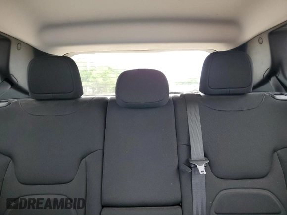2018 Jeep Renegade Latitude with VIN ZACCJABB2JPH60991, listed as a Copart auction lot 55879785 with 109,458 mi miles and Clean Title. Bid and sale history available at carsss.com. Image 10.