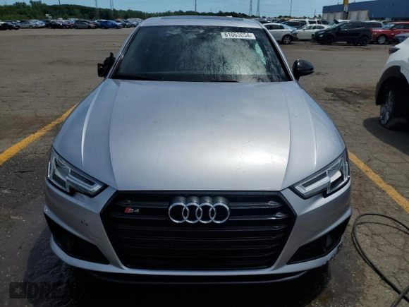 2019 Audi S4 Premium Plus with VIN WAUB4AF46KA114625, listed as a Copart auction lot 61063054 with 32,239 mi miles and Salvage Title. Bid and sale history available at carsss.com. Image 5.