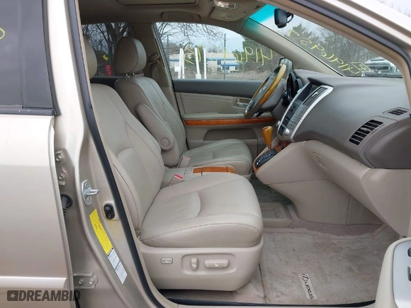 2007 Lexus RX 350 with VIN 2T2HK31U57C030025, listed as a IAAI auction lot 41969573 with 228,992 mi miles. Bid and sale history available at carsss.com. Image 5.