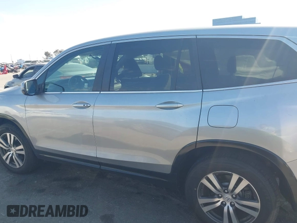2016 Honda Pilot EX with VIN 5FNYF5H33GB033082, listed as a IAAI auction lot 41699662 with 98,799 mi miles. Bid and sale history available at carsss.com. Image 14.