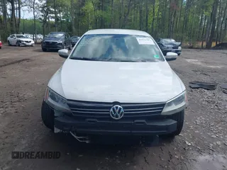 2013 Volkswagen Jetta Sedan SE with VIN 3VWDP7AJXDM201451, listed as a IAAI auction lot 41994783 with 136,112 mi miles. Bid and sale history available at carsss.com. Image 13.
