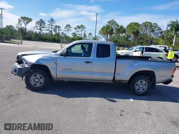 2013 Toyota Tacoma with VIN 5TFTX4CN5DX035346, listed as a IAAI auction lot 41169986 with 177,513 mi miles and . Bid and sale history available at DreamBid. Image 14.