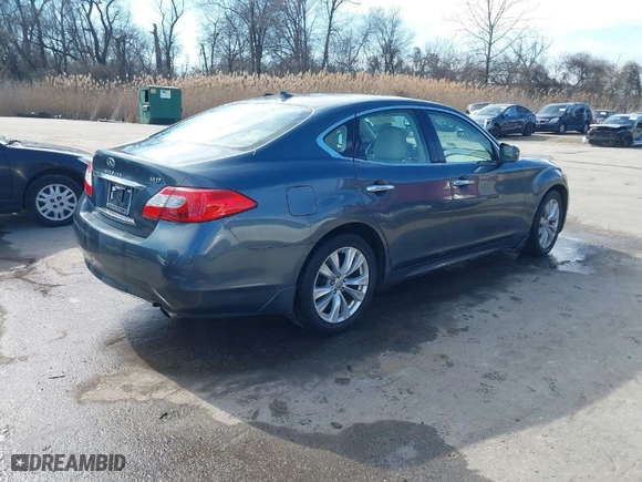 2011 Infiniti M37 with VIN JN1BY1AP1BM324575, listed as a IAAI auction lot 41623714 with 187,222 mi miles. Bid and sale history available at carsss.com. Image 4.