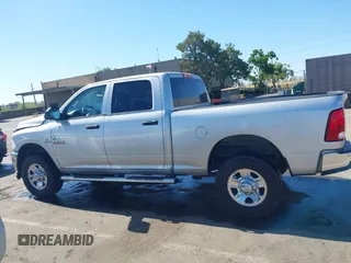 2014 Ram 2500 Tradesman с VIN 3C6UR5CL6EG224457, выставлен на аукционе IAAI как лот 42333288 с пробегом 77 359 миль миль и . История ставок и продаж доступна на DreamBid. Изображение 14.