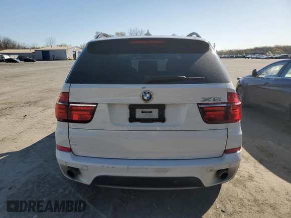 2013 BMW X5 xDrive35i with VIN 5UXZV4C57D0B19629, listed as a Copart auction lot 52583055 with 169,580 mi miles and Clean Title. Bid and sale history available at carsss.com. Image 6.
