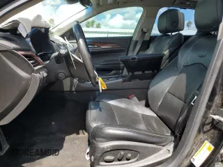 2014 Cadillac CTS Performance RWD with VIN 1G6AS5S33E0130965, listed as a Copart auction lot 60669564 with 28,435 mi miles and Salvage Title. Bid and sale history available at DreamBid. Image 7.