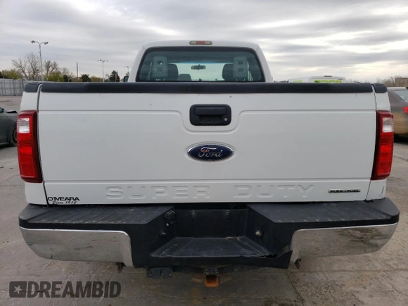2015 Ford F-250 XLT with VIN 1FT7X2B65FEB71328, listed as a Copart auction lot 51834695 with 181,224 mi miles and Salvage title. Bid and sale history available at DreamBid. Image 6.