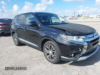 2018 Mitsubishi Outlander SE with VIN JA4AD3A33JZ055813, listed as a IAAI auction lot 41232885 with 126,457 mi miles and . Bid and sale history available at DreamBid. Image 6.