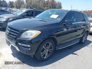 2013 Mercedes-Benz M 350 z VIN 4JGDA5JBXDA121125, wystawiony jako IAAI lot #42327674 z przebiegiem 180 273 mil mil oraz . Historia ofert i sprzedaży dostępna na DreamBid. Obrazek 2.