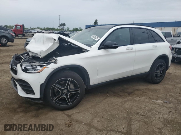 2021 Mercedes-Benz GLC 300 z VIN W1N0G8EB7MF890058, wystawiony jako Copart lot #56724635 z przebiegiem 36 918 mil mil oraz Czysty tytuł • Clean title. Historia ofert i sprzedaży dostępna na DreamBid. Obrazek 1.