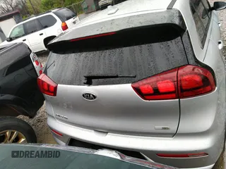 2018 Kia Niro LX with VIN KNDCB3LCXJ5147445, listed as a IAAI auction lot 41930470 with 134,224 mi miles. Bid and sale history available at carsss.com. Image 16.