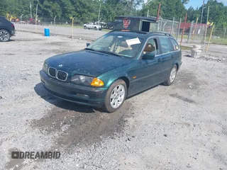 2001 BMW 3 Series с VIN WBAAW33451ET41026, выставлен на аукционе IAAI как лот 42752100 с пробегом 79 102 миль миль и . История ставок и продаж доступна на DreamBid. Изображение 2.