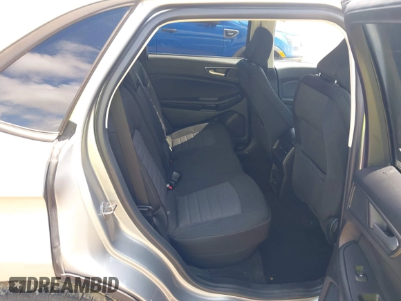 2020 Ford Edge SE z VIN 2FMPK3G90LBA58977, wystawiony jako IAAI lot #42007572 z przebiegiem 36 564 mil mil oraz . Historia ofert i sprzedaży dostępna na DreamBid. Obrazek 8.