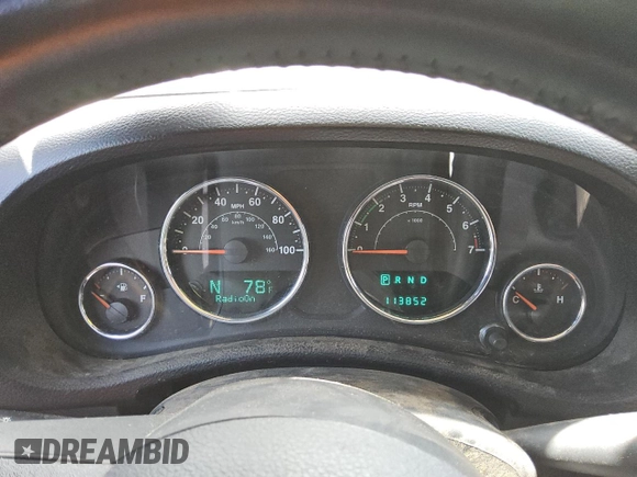 2013 Jeep Wrangler Unlimited Sport z VIN 1C4BJWDG3DL658674, wystawiony jako Copart lot #54851685 z przebiegiem 113 852 mil mil oraz Czysty tytuł • Clean title. Historia ofert i sprzedaży dostępna na DreamBid. Obrazek 9.
