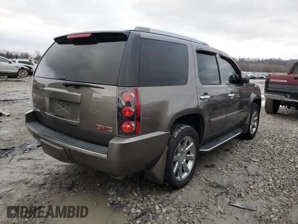 2011 GMC Yukon Denali with VIN 1GKS1EEF6BR376267, listed as a Copart auction lot 85804174 with 0 mi miles and Clean Title. Bid and sale history available at carsss.com. Image 3.