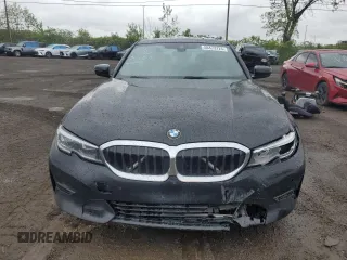 2021 BMW 3 Series 330i xDrive z VIN 3MW5R7J01M8B98681, wystawiony jako Copart lot #58473725 z przebiegiem 15 407 mil mil oraz Czysty tytuł • Clean title. Historia ofert i sprzedaży dostępna na DreamBid. Obrazek 5.