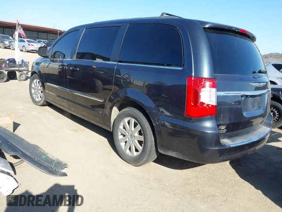 2014 Chrysler Town & Country Touring with VIN 2C4RC1BG0ER208505, listed as a IAAI auction lot 41775840 with 186,617 mi miles. Bid and sale history available at carsss.com. Image 3.