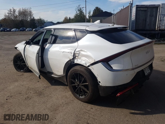 2024 Kia EV6 Light Long Range with VIN KNDC3DLC8R5617602, listed as a Copart auction lot 73671424 with 0 mi miles and Salvage Title. Bid and sale history available at carsss.com. Image 2.