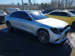 2022 Mercedes-Benz S 580 with VIN W1K6G7GB3NA145076, listed as a IAAI auction lot 41387999 with 15,160 mi miles and . Bid and sale history available at DreamBid. Image 1.