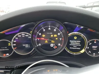 2020 Porsche Cayenne z VIN WP1AA2AY7LDA05290, wystawiony jako Copart lot #58533945 z przebiegiem 70 155 mil mil oraz Szkoda całkowita • Salvage title. Historia ofert i sprzedaży dostępna na DreamBid. Obrazek 9.