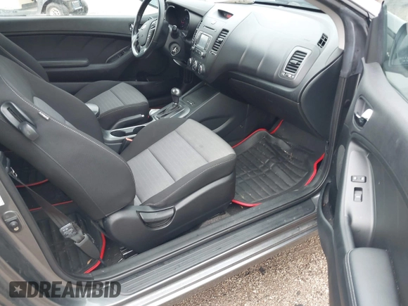 2016 Kia Forte EX with VIN KNAFX6A86G5587165, listed as a IAAI auction lot 42173639 with 154,200 mi miles and . Bid and sale history available at DreamBid. Image 5.