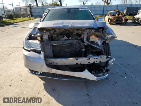 2016 Chrysler 300 with VIN 2C3CCAEG2GH252567, listed as a Copart auction lot 46750925 with 91,180 mi miles and Salvage Title. Bid and sale history available at carsss.com. Image 5.
