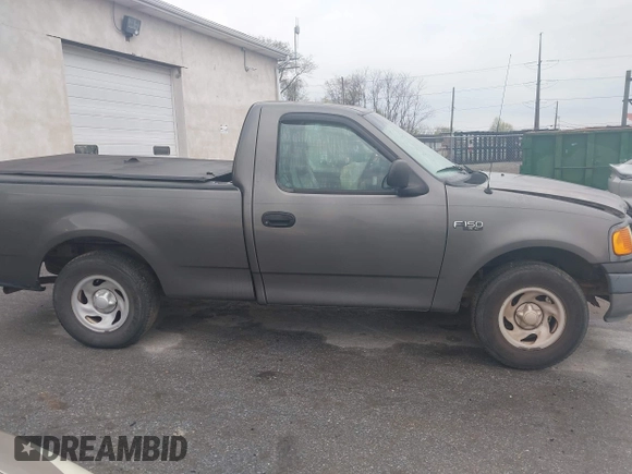 2004 Ford F-150 XL с VIN 2FTRF172X4CA89139, выставлен на аукционе IAAI как лот 42038181 с пробегом Не указан миль и . История ставок и продаж доступна на DreamBid. Изображение 13.