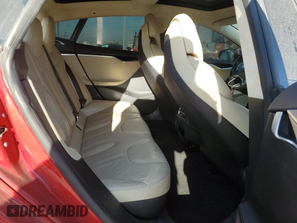 2017 Tesla Model S 60 with VIN 5YJSA1E15HF210006, listed as a Copart auction lot 85096644 with 225,497 mi miles and Salvage title. Bid and sale history available at DreamBid. Image 10.