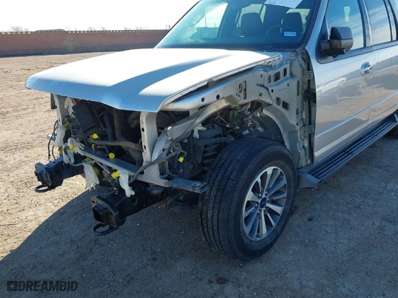 2016 Ford Expedition EL XLT with VIN 1FMJK1JT0GEF39319, listed as a IAAI auction lot 41394305 with 130,430 mi miles. Bid and sale history available at carsss.com. Image 6.