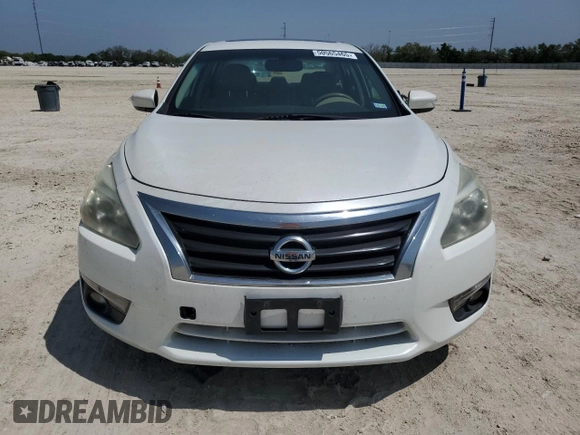 2014 Nissan Altima S with VIN 1N4AL3AP9EC116267, listed as a Copart auction lot 50565465 with 272,019 mi miles and Salvage Title. Bid and sale history available at DreamBid. Image 5.