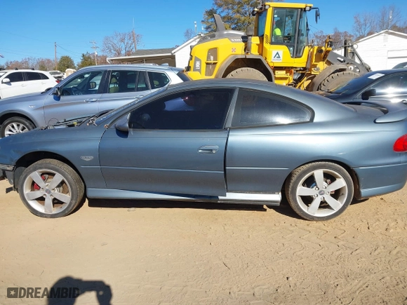2005 Pontiac GTO with VIN 6G2VX12U45L454630, listed as a IAAI auction lot 41052119 with 1 mi miles. Bid and sale history available at carsss.com. Image 15.