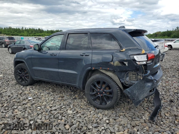 2017 Jeep Grand Cherokee Altitude z VIN 1C4RJFAG9HC786670, wystawiony jako Copart lot #58007254 z przebiegiem 117 638 mil mil oraz Szkoda całkowita • Salvage title. Historia ofert i sprzedaży dostępna na DreamBid. Obrazek 2.