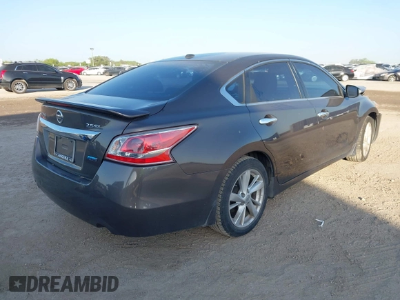 2013 Nissan Altima SV with VIN 1N4AL3AP3DN449874, listed as a IAAI auction lot 42003117 with 98,711 mi miles and . Bid and sale history available at carsss.com. Image 4.