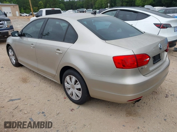 2014 Volkswagen Jetta SE with VIN 3VWD07AJXEM216277, listed as a IAAI auction lot 42748790 with 162,369 mi miles and . Bid and sale history available at DreamBid. Image 3.