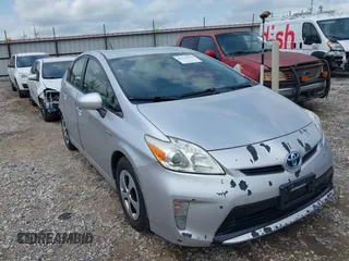 2015 Toyota Prius Four z VIN JTDKN3DU4F1922847, wystawiony jako IAAI lot #42130536 z przebiegiem 181 815 mil mil oraz . Historia ofert i sprzedaży dostępna na DreamBid. Obrazek 1.