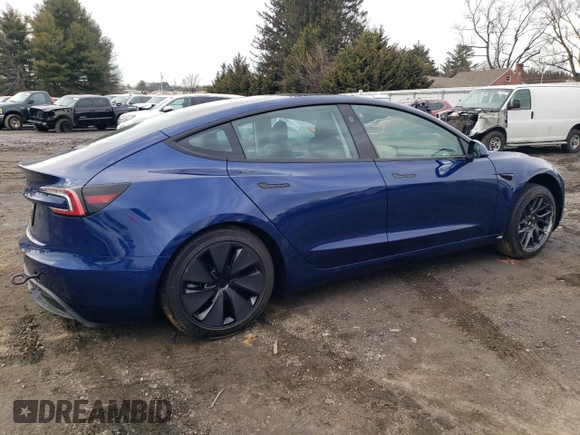 2025 Tesla Model 3 Long Range with VIN 5YJ3E1EA7SF889678, listed as a Copart auction lot 42952045 with 521 mi miles and Salvage Title. Bid and sale history available at DreamBid. Image 3.