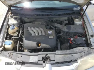 2000 Volkswagen Jetta GLS с VIN 3VWSC29M2YM046095, выставлен на аукционе Copart как лот 61834274 с пробегом 235 595 миль миль и Списание • Salvage title. История ставок и продаж доступна на DreamBid. Изображение 12.