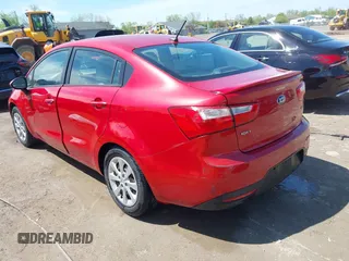 2013 Kia Rio LX z VIN KNADM4A30D6281402, wystawiony jako IAAI lot #42200801 z przebiegiem 132 180 mil mil oraz . Historia ofert i sprzedaży dostępna na DreamBid. Obrazek 3.