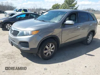 2011 Kia Sorento LX with VIN 5XYKTCA1XBG032086, listed as a IAAI auction lot 42026859 with 177,449 mi miles. Bid and sale history available at carsss.com. Image 2.