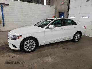 2019 Mercedes-Benz C 300 z VIN 55SWF8EB4KU301052, wystawiony jako Copart lot #58484355 z przebiegiem 52 917 mil mil oraz Szkoda całkowita • Salvage title. Historia ofert i sprzedaży dostępna na DreamBid. Obrazek 1.
